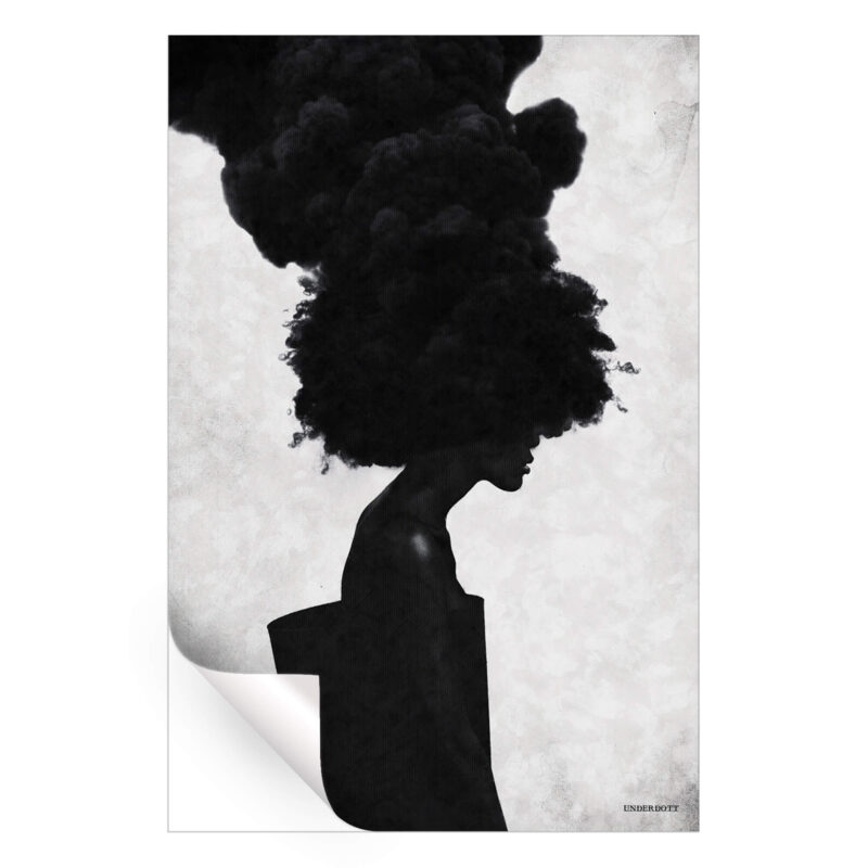 Portrait of a silhouette with a cloud-like black hairstyle against a gray background.